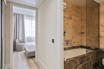 Room (Mini)