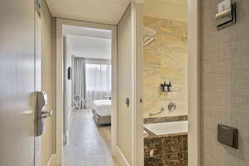 Superior Double Room, 1 Queen Bed