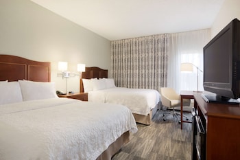 Room, 2 Queen Beds, Accessible, Non Smoking