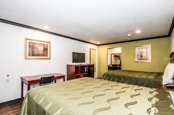 Room, 2 Queen Beds, Smoking