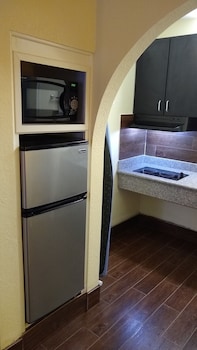 Suite, 1 King Bed