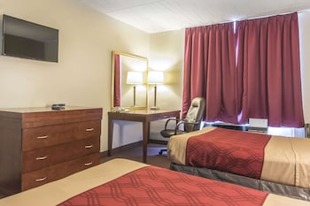 Standard Room, 2 Queen Beds, Non Smoking
