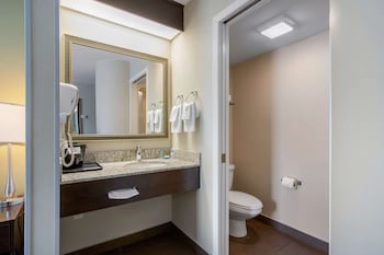 Standard Room, 2 Double Beds, Ground Floor