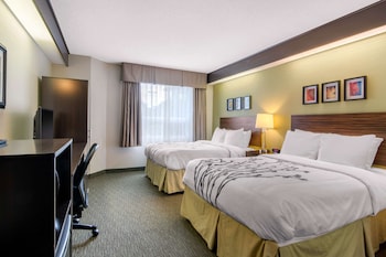 Standard Room, 2 Double Beds, Ground Floor