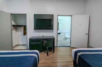 Room, 2 Double Beds, Private Bathroom