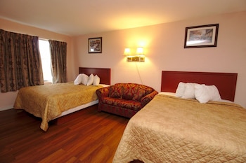 Standard Double Room, 2 Queen Beds