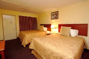 Standard Double Room, 2 Queen Beds