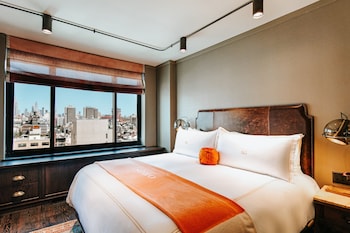 Deluxe Room, 1 King Bed