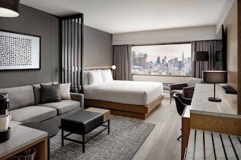 Room, 1 King Bed with Sofa bed (high floor)