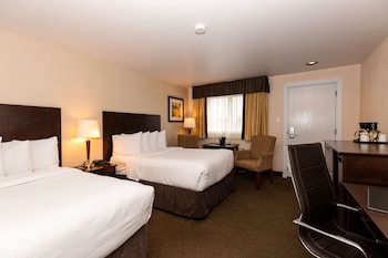 Standard Room, 2 Double Beds, Non Smoking