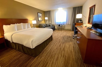 Standard Room, 1 Queen Bed with Sofa bed, Non Smoking (Upgrade)