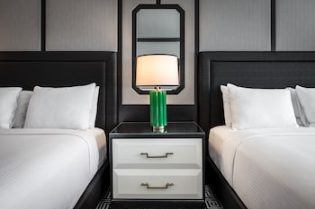 Colosseum Premium Suite 2 Queen