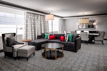 Colosseum Premium Suite 2 Queen