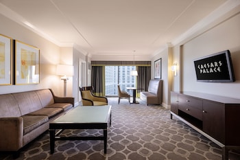 Octavius Executive Fountain View Suite King