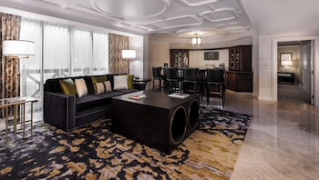 Julius Signature Suite, 1 King