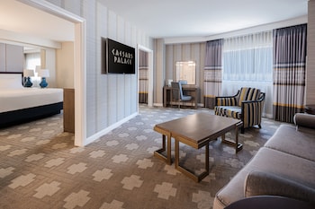 Julius Premium Studio Suite King