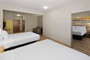 Suite, 2 Bedrooms, Non Smoking