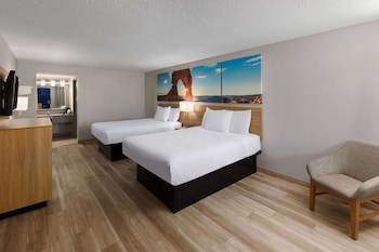 Standard Room, 2 Queen Beds