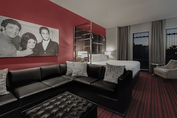 Double or Twin Room, 1 King Bed with Sofa bed