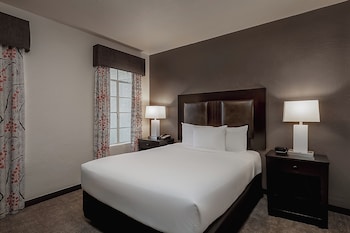 Standard Room, 1 Queen Bed