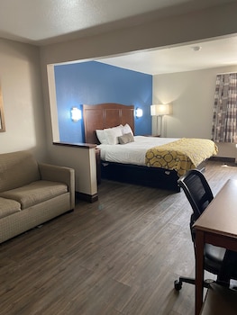 Studio Suite, 1 King Bed, Non Smoking