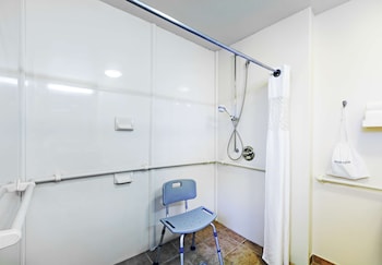 Room, 2 Queen Beds, Accessible (Hearing)