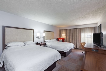 Room, 2 Queen Beds, Accessible (Hearing)