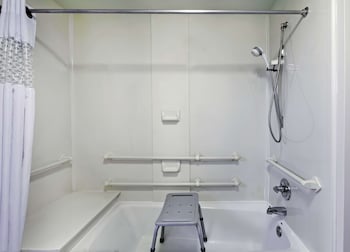 Room, 2 Queen Beds, Accessible (Hearing)