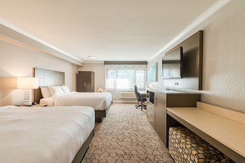 Standard Room, 2 Queen Beds, Accessible, Non Smoking (Accessible Tub)