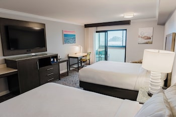 Standard Room, 2 Queen Beds, Non Smoking, Balcony