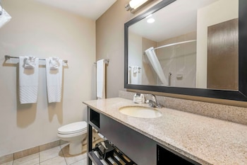 Suite, 2 Queen Beds, Non Smoking, Refrigerator & Microwave (with Sofabed)