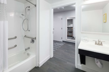One King Bed, Non-Smoking, Accessible