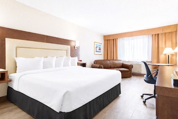 Business Room 1 King Bed with sofa bed Non Smoking