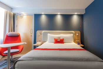 Standard Room, 1 Double Bed, Accessible (with Free Hot Breakfast)