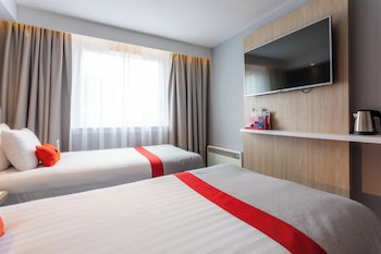Standard Room, 2 Twin Beds (with Free Hot Breakfast)