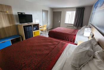 Room, 2 Queen Beds, Non Smoking