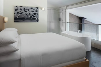 Penthouse, 2 Bedrooms, Kitchen