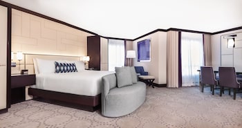 Room, 1 King Bed, Non Smoking (Valley)