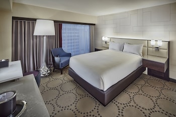 Mountain Tower Deluxe Room, 1 Queen Bed, Non-Smoking