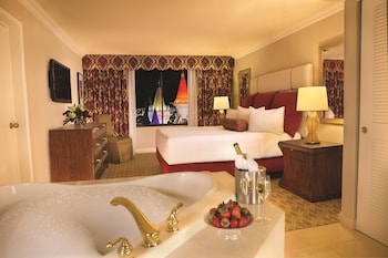 Royal Luxury Suite