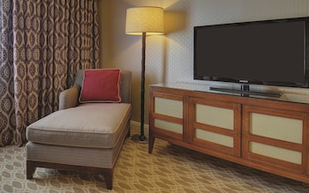 Royal Luxury Suite