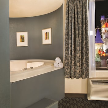 Royal Superior King Room