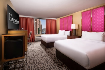 Newly Renovated Resort Strip View Two Queen