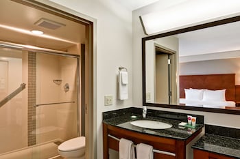 Room, 1 King Bed with Sofa bed (High Floor)