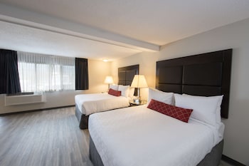 Suite, 2 Queen Beds, Non Smoking, Kitchenette (No Pets in room type)