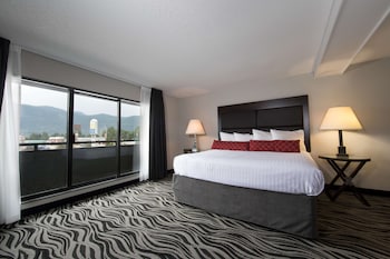 Suite, 1 King Bed, Non Smoking, Kitchenette (No Pets in room type)