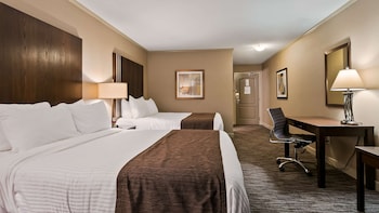 Standard Room, 2 Queen Beds, Non Smoking, Refrigerator (Pet Friendly;with Sofabed)