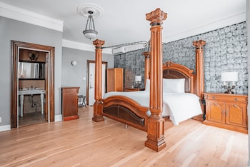 Luxury Room, 1 King Bed