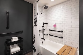 Room, 1 King Bed, Transfer Shower