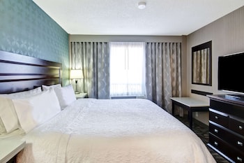 Suite, 1 King Bed, Non Smoking